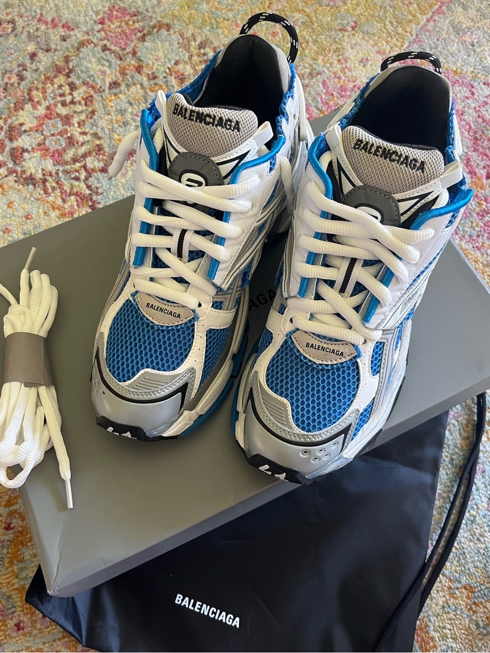 Balenciaga Runners Blue - Picture 2 of 5